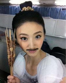 摆烂吃瓜娱乐圈文女主叫什么