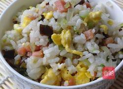 娱乐吃瓜君炒饭,揭秘娱乐圈那些不为人知的幕后故事