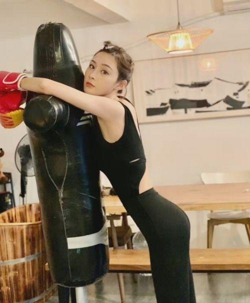 娱乐吃瓜 汪小菲是谁啊,汪小菲的星光之路与吃瓜热议