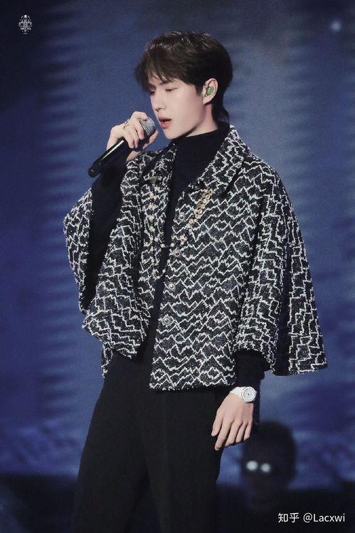 娱乐吃瓜说王一博是真的吗,娱乐吃瓜背后的真实面貌揭秘