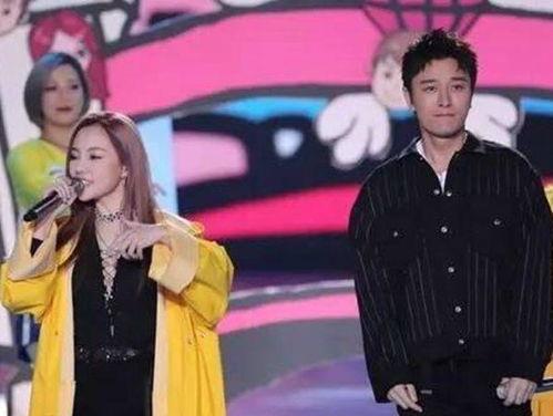 导演娱乐吃瓜直播在线观看,揭秘幕后趣事，带你领略影视圈风采