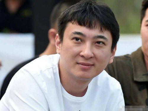 娱乐圈资深吃瓜人,幕后真相与人生百态